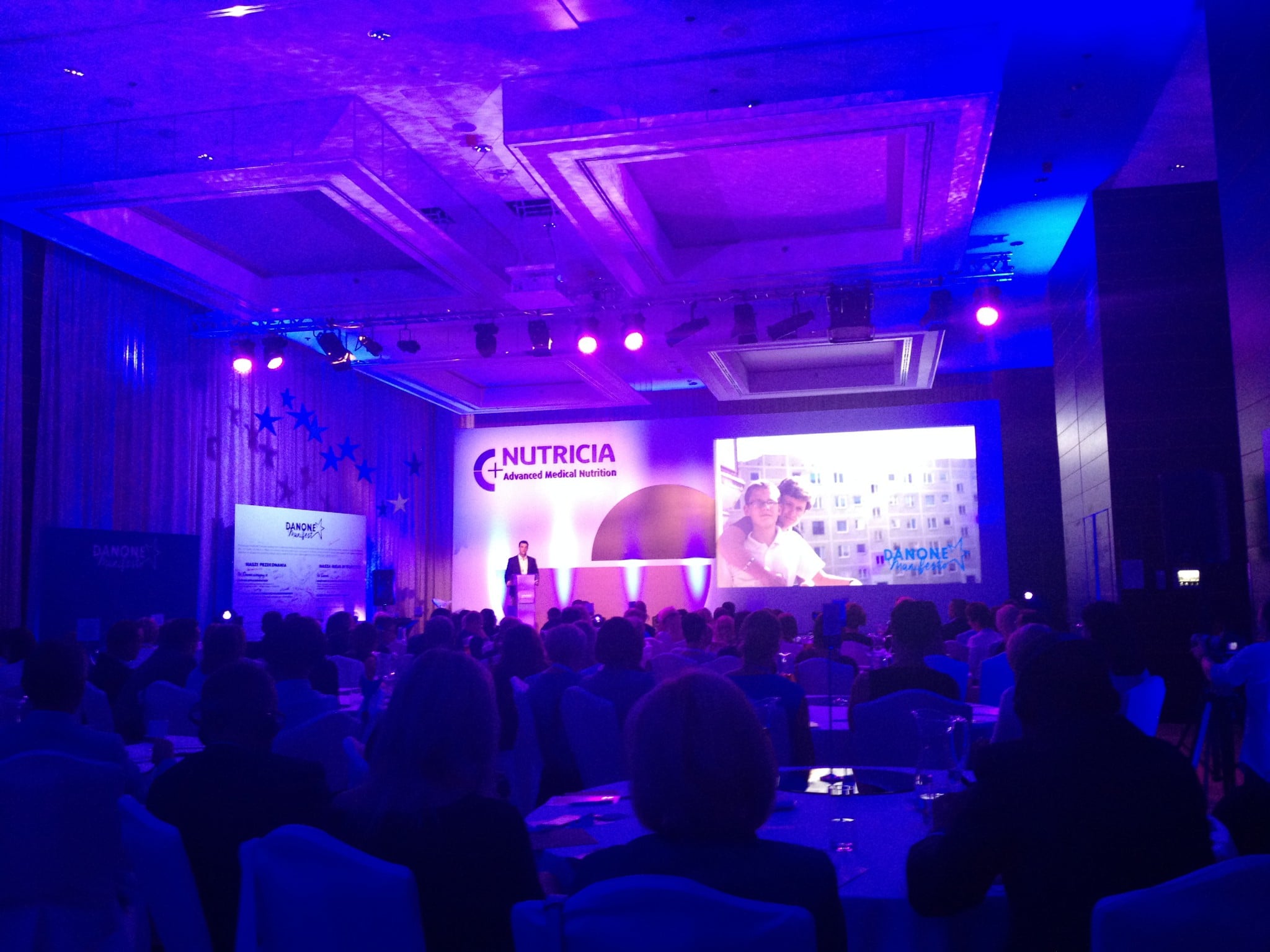 Ekran i rzutnik konferencja