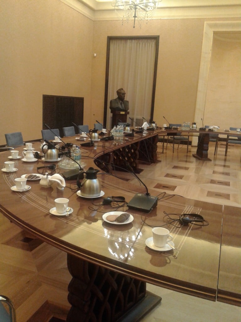 6 stół Kancelaria Premiera