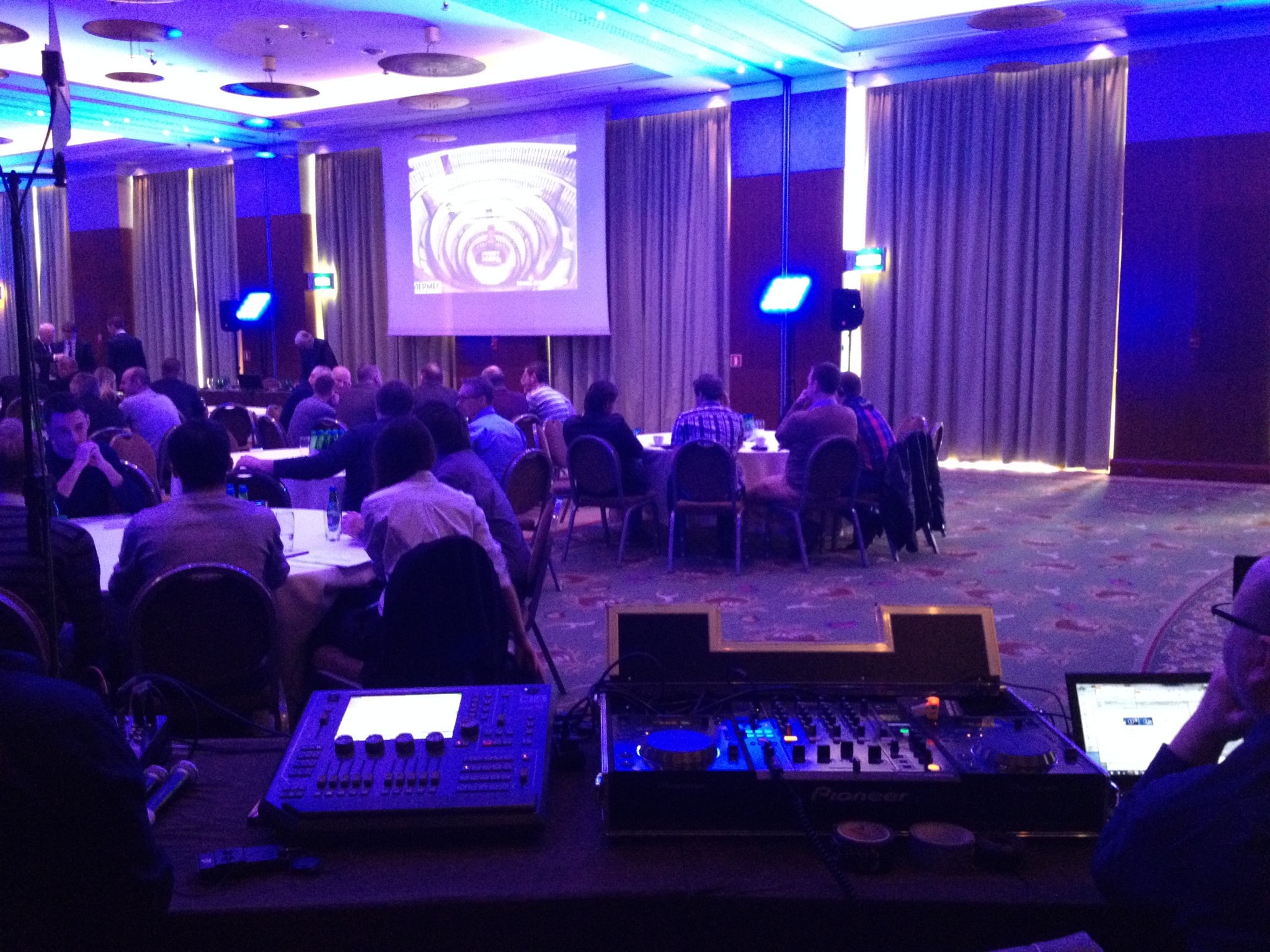 Tłumaczenie symultaniczne angielski