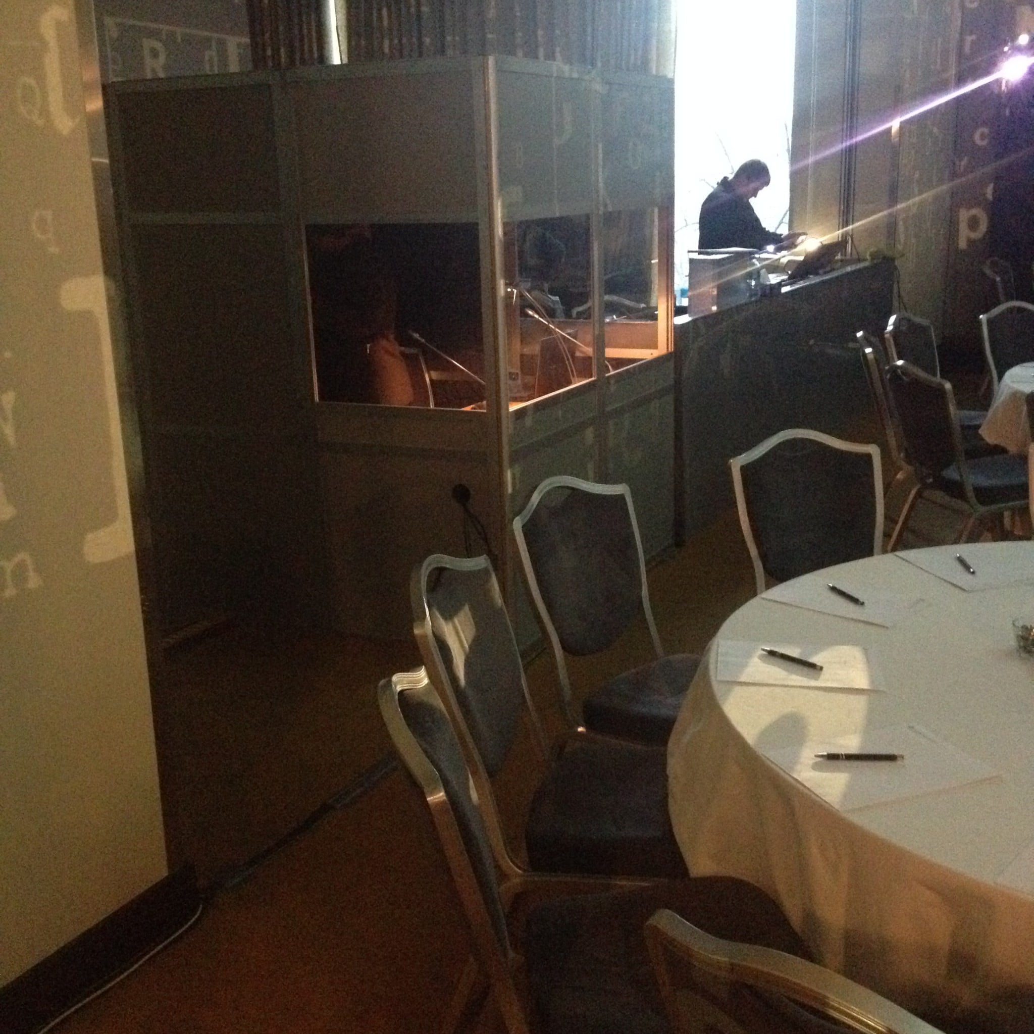 kabina symultaniczna